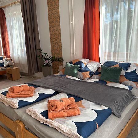 Ferienwohnung Tavaszpart Vendeghaz Szegedin Exterior foto