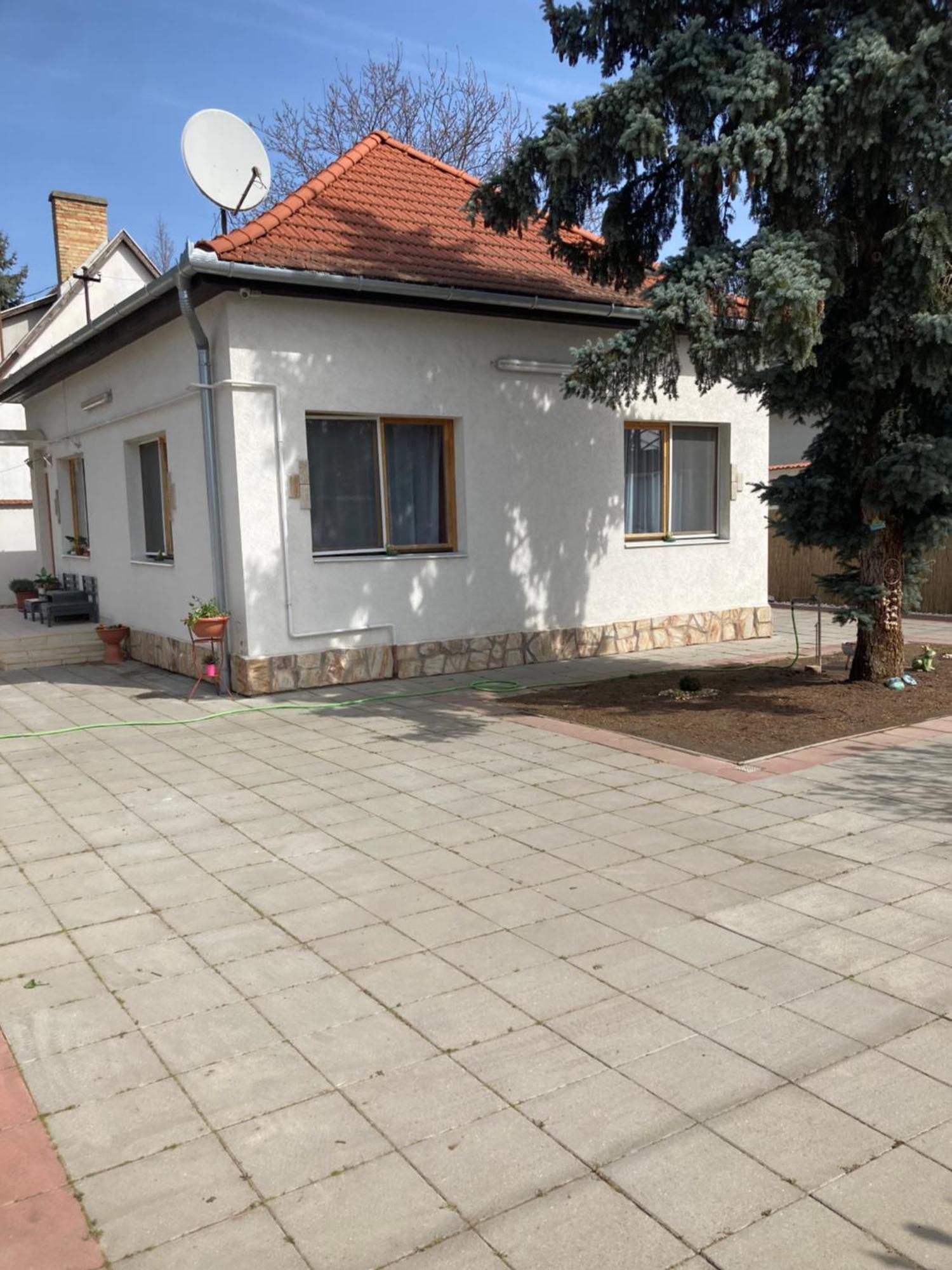 Ferienwohnung Tavaszpart Vendeghaz Szegedin Exterior foto