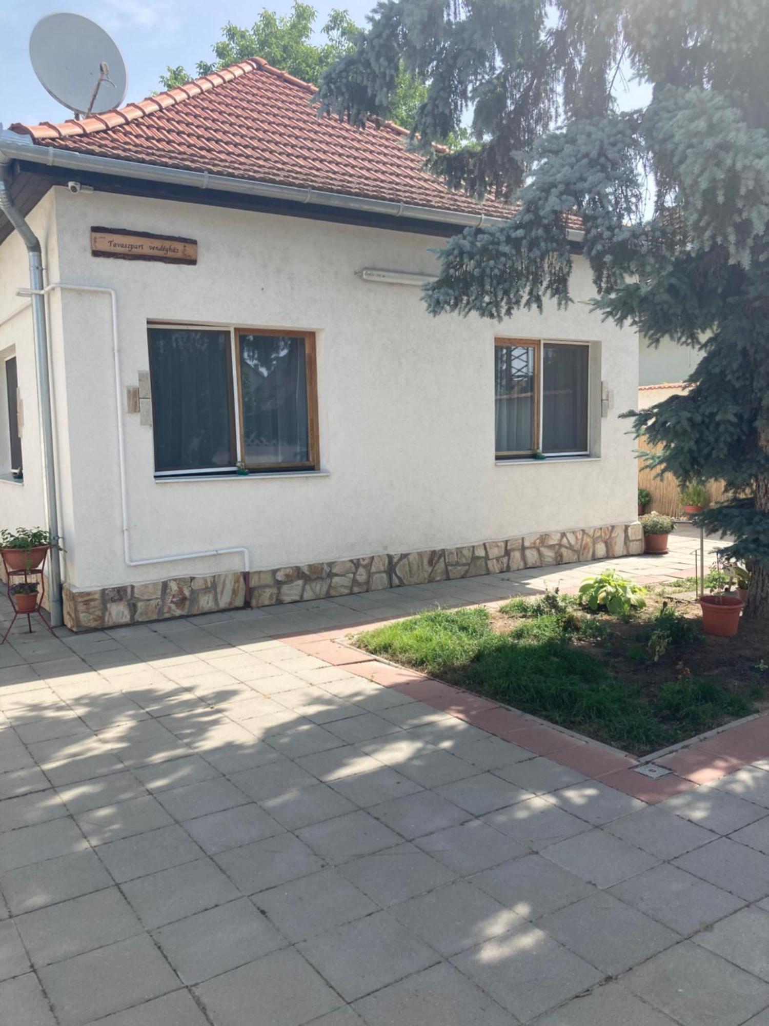 Ferienwohnung Tavaszpart Vendeghaz Szegedin Exterior foto